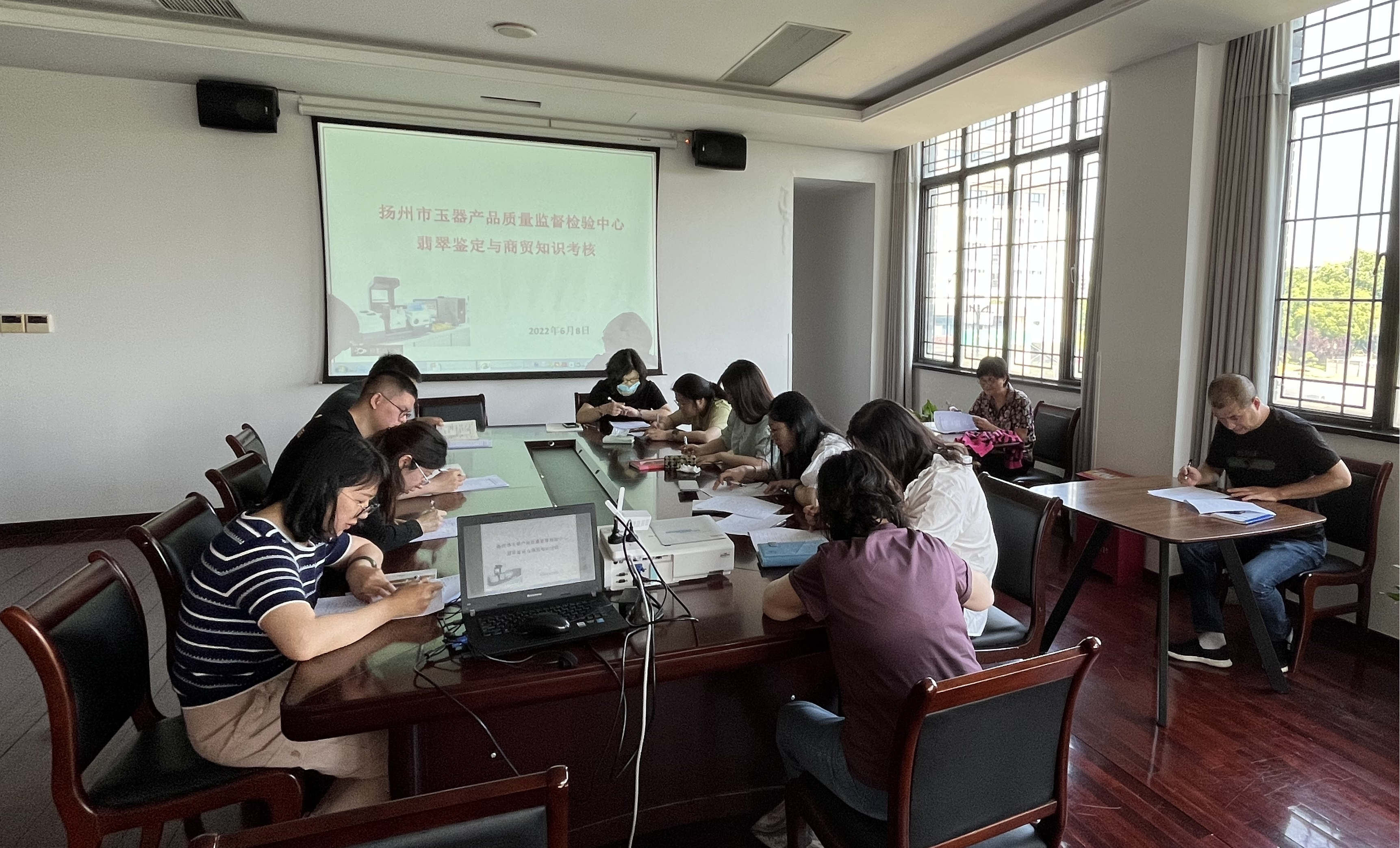 1656033998915888.jpg 1656033998915888.jpg